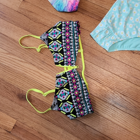 Bikini separates size small - Picture 3 of 5